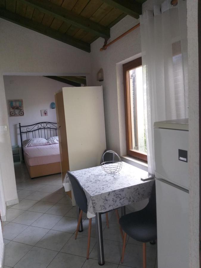 Direkt Na Moru - Bungalov Apartment Šibenik Екстериор снимка