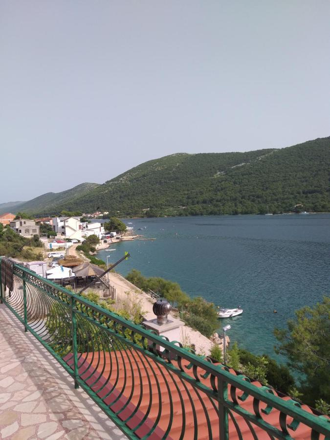 Direkt Na Moru - Bungalov Apartment Šibenik Екстериор снимка