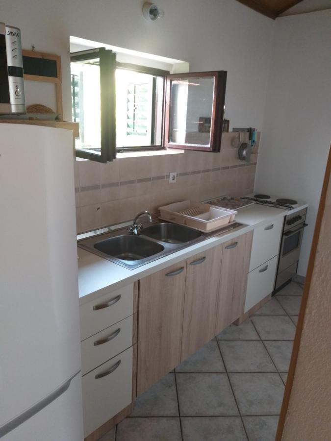 Direkt Na Moru - Bungalov Apartment Šibenik Екстериор снимка