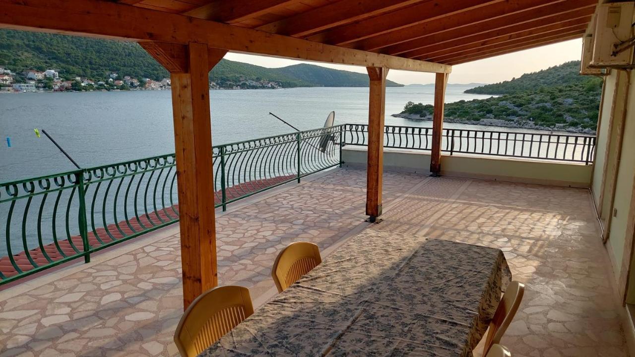 Direkt Na Moru - Bungalov Apartment Šibenik Екстериор снимка