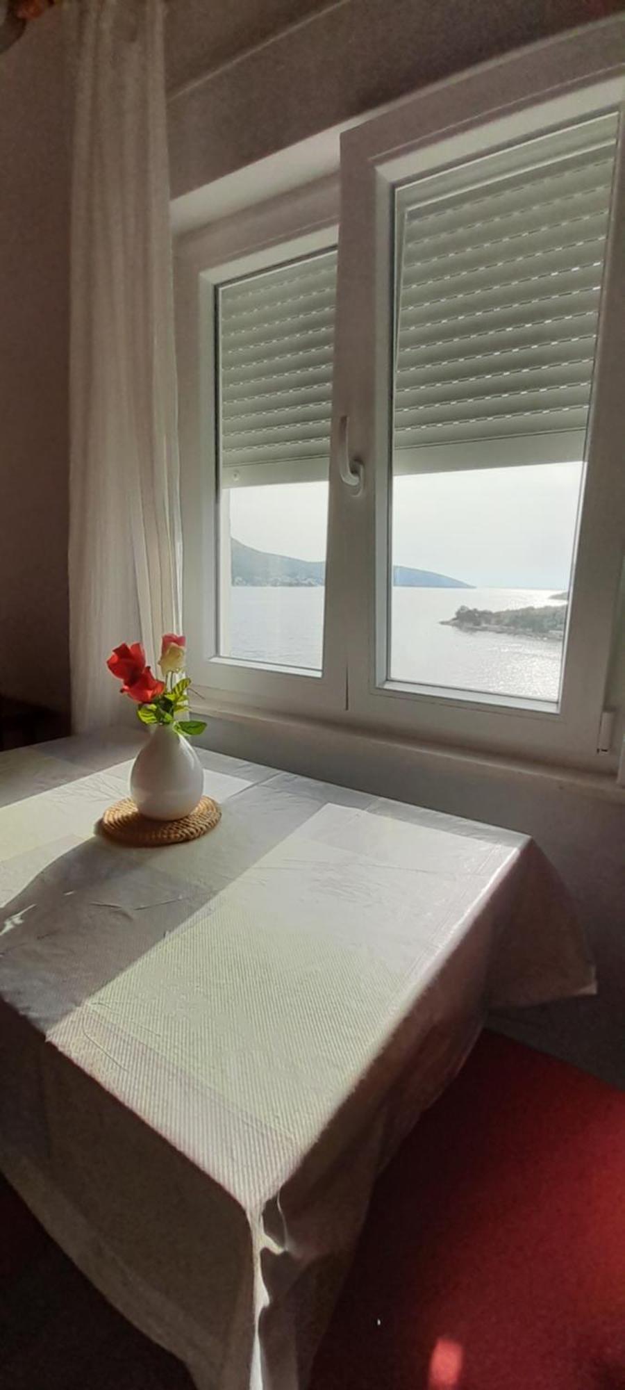 Direkt Na Moru - Bungalov Apartment Šibenik Екстериор снимка